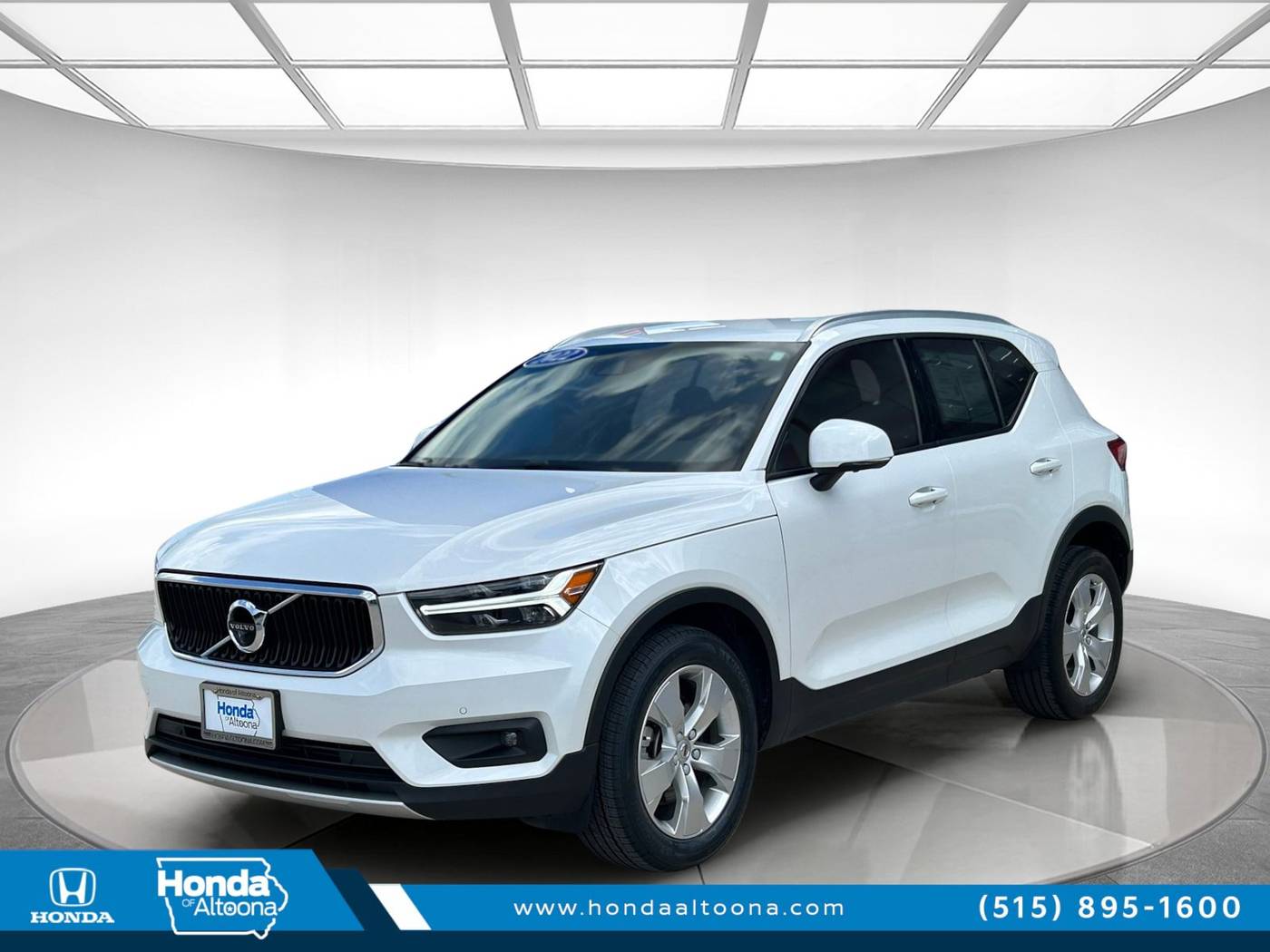 2022 Volvo XC40