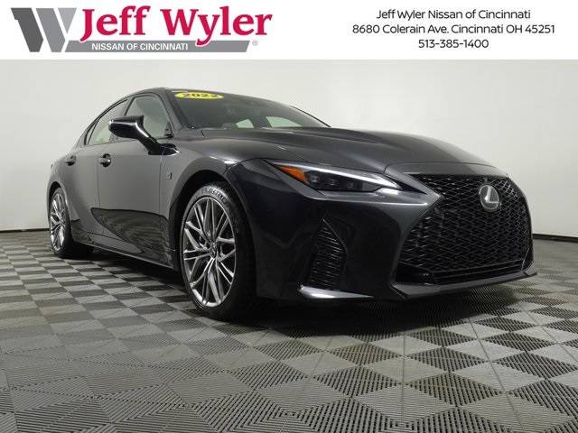 2022 Lexus IS