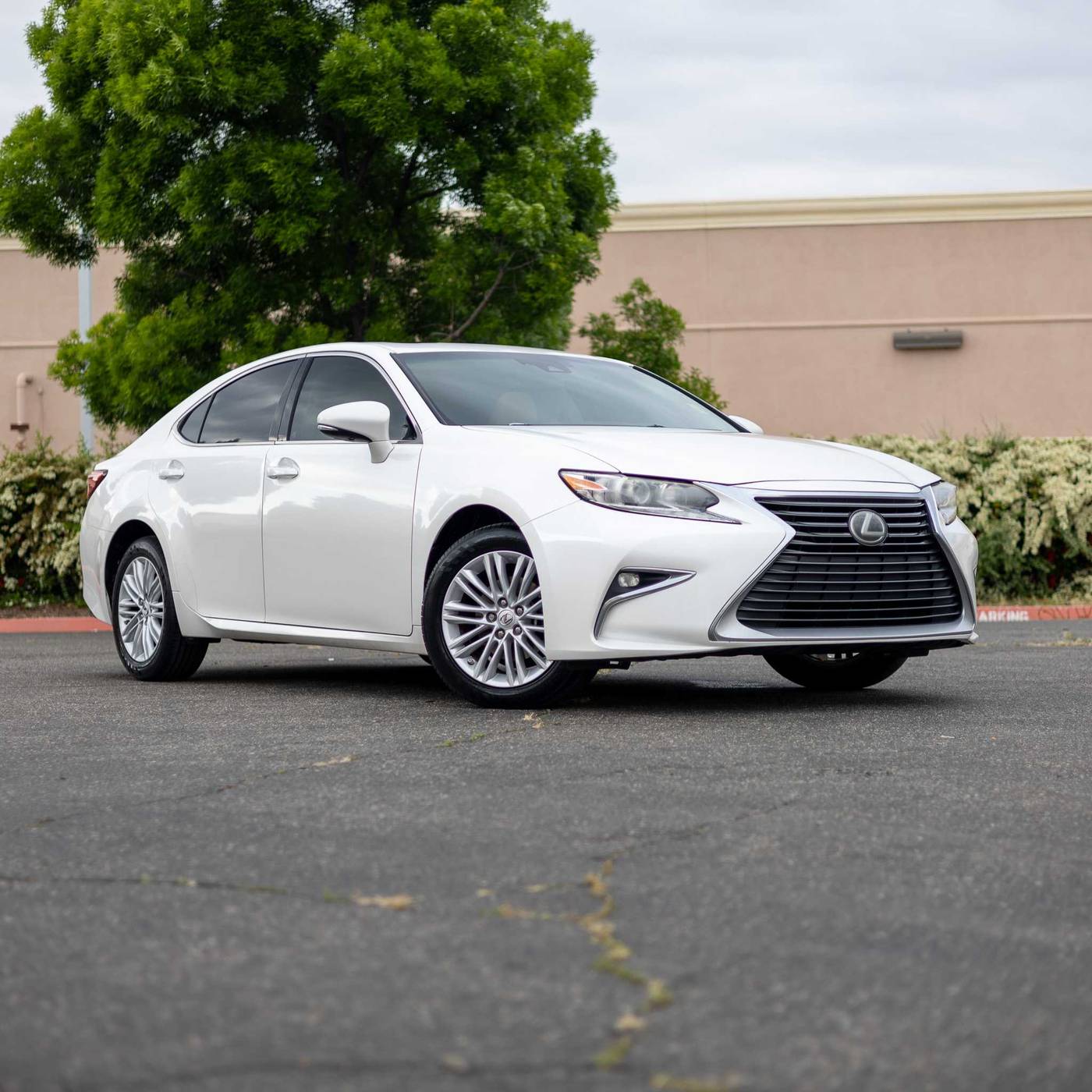 2017 Lexus ES