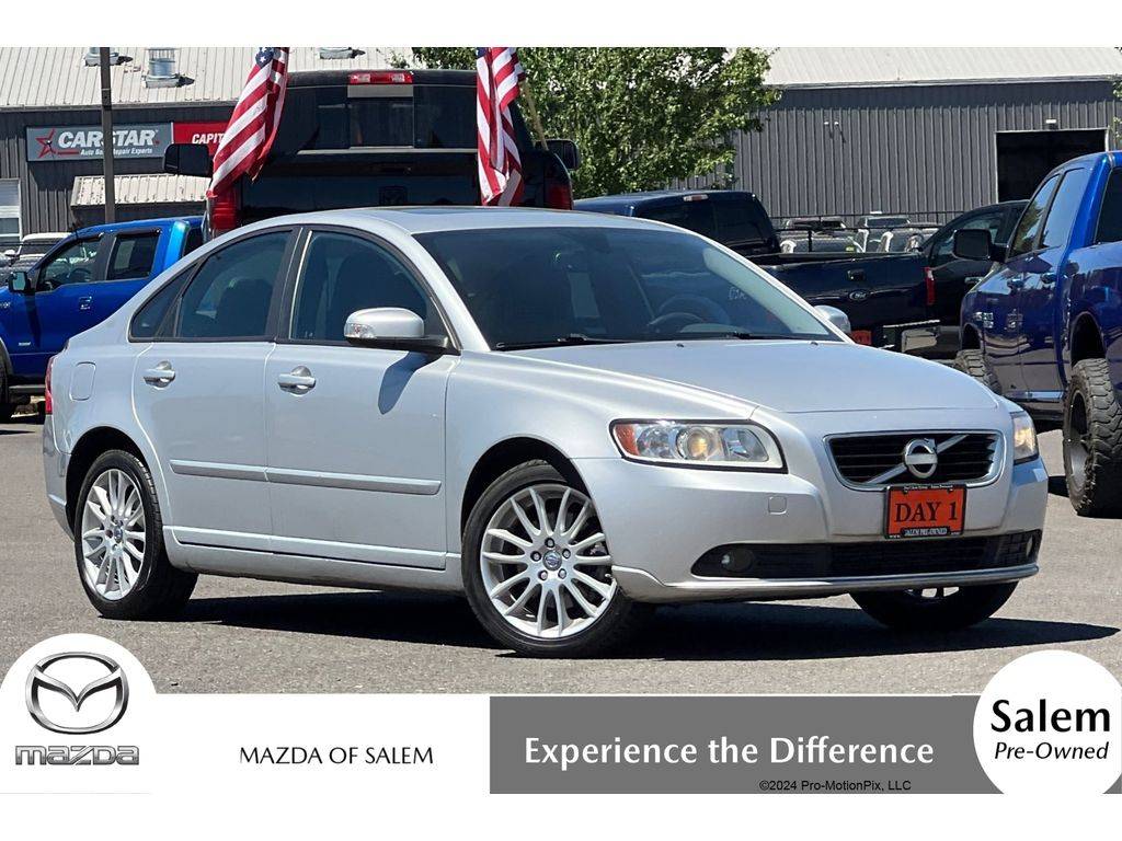 2011 Volvo S40