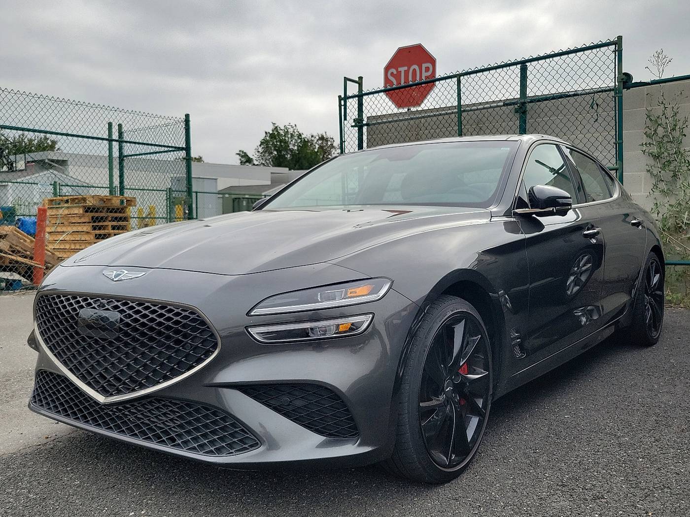 2023 Genesis G70