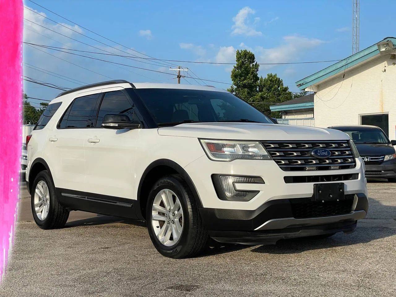 2016 Ford Explorer