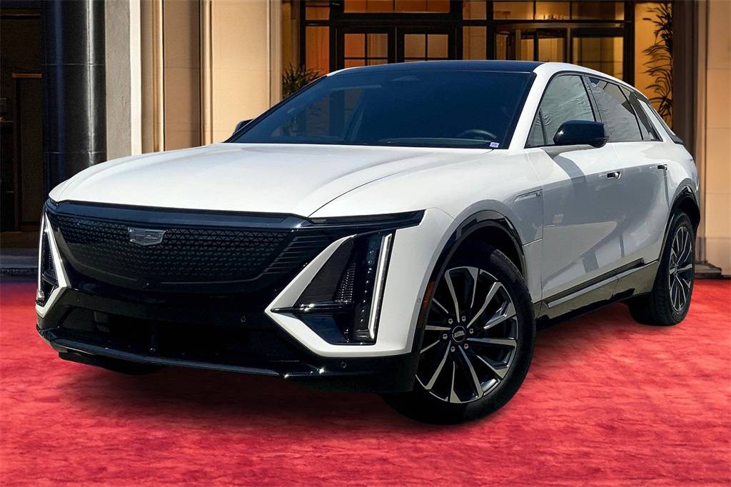 2025 Cadillac Lyriq
