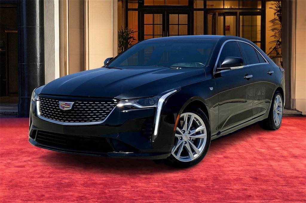 2022 Cadillac CT4