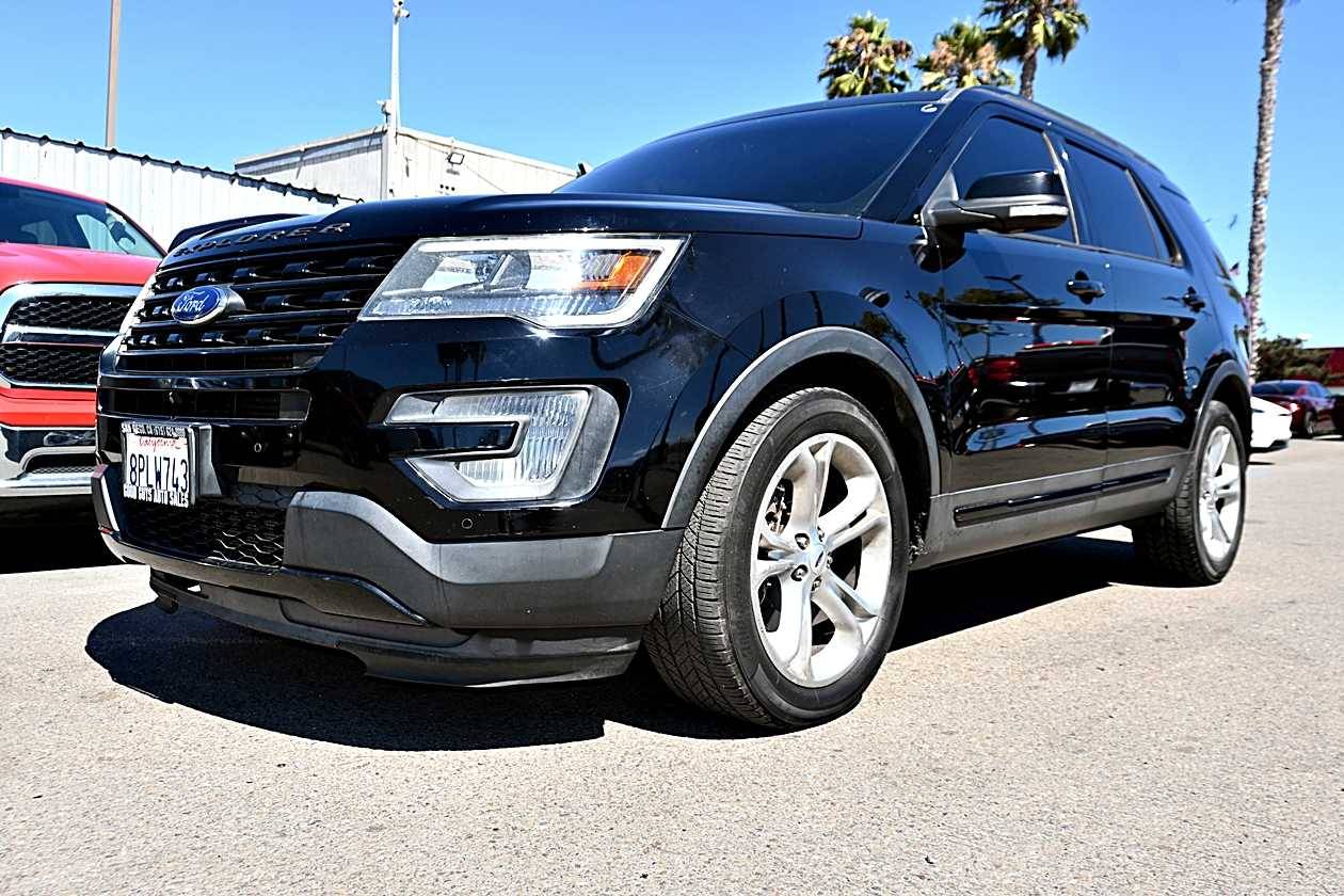 2016 Ford Explorer