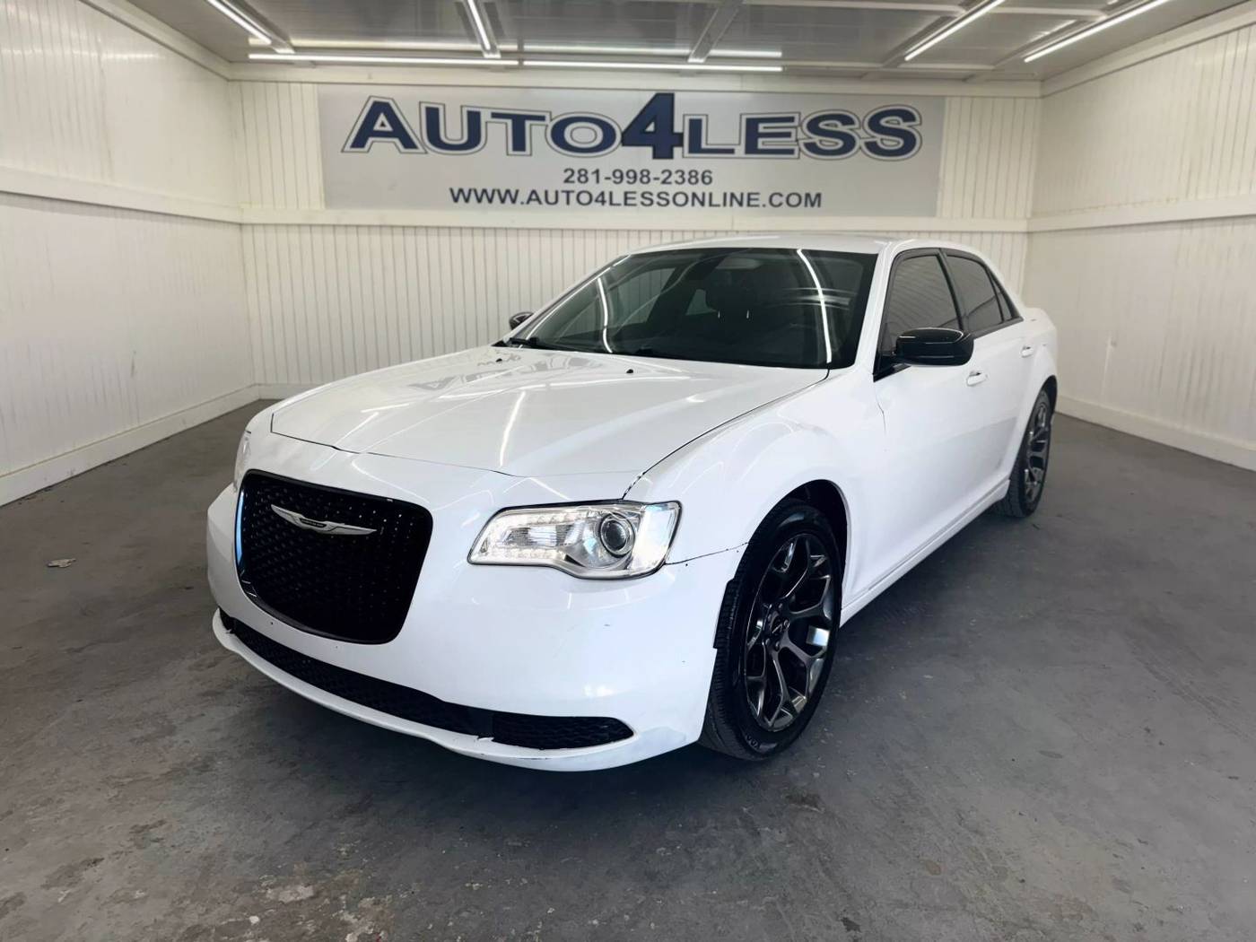 2018 Chrysler 300