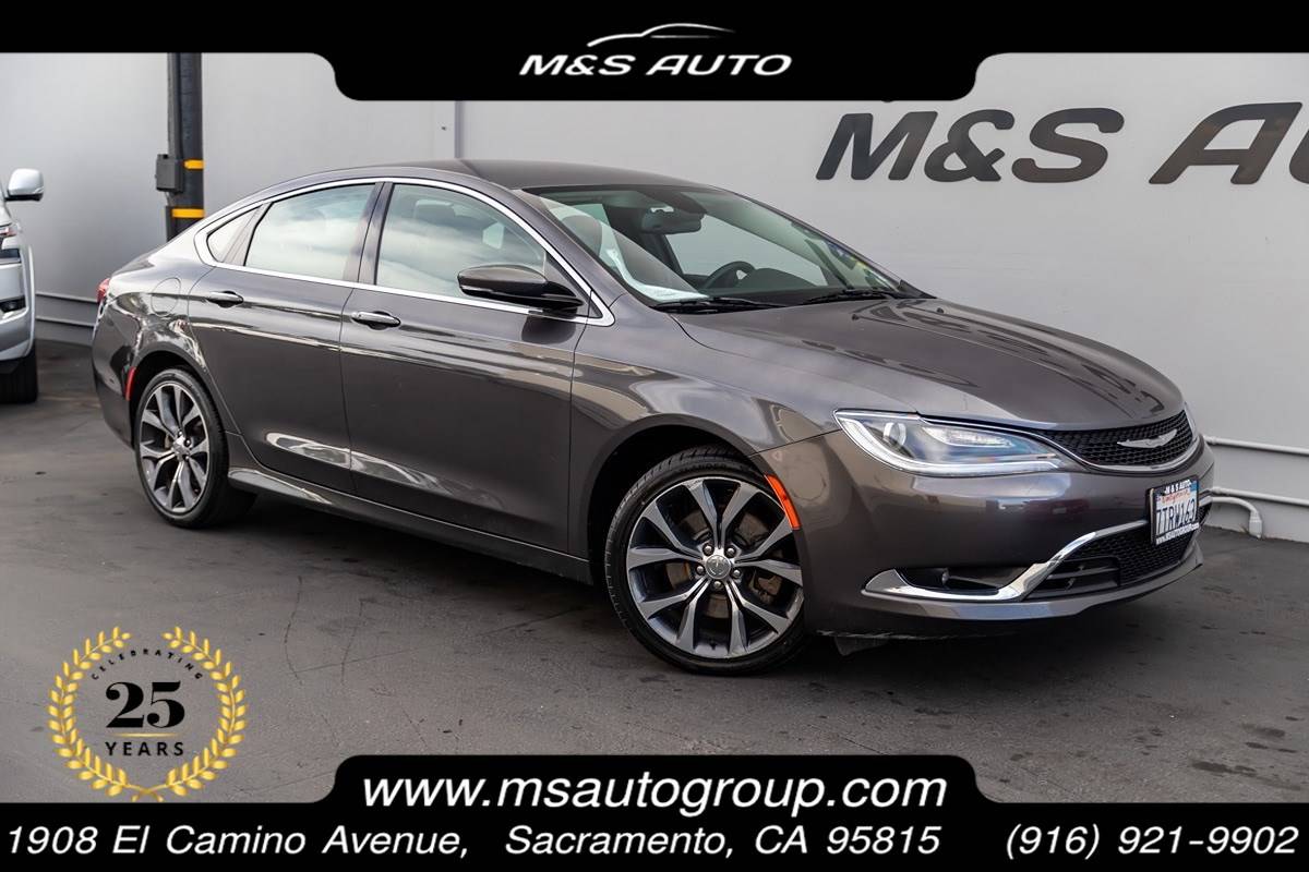 2016 Chrysler 200