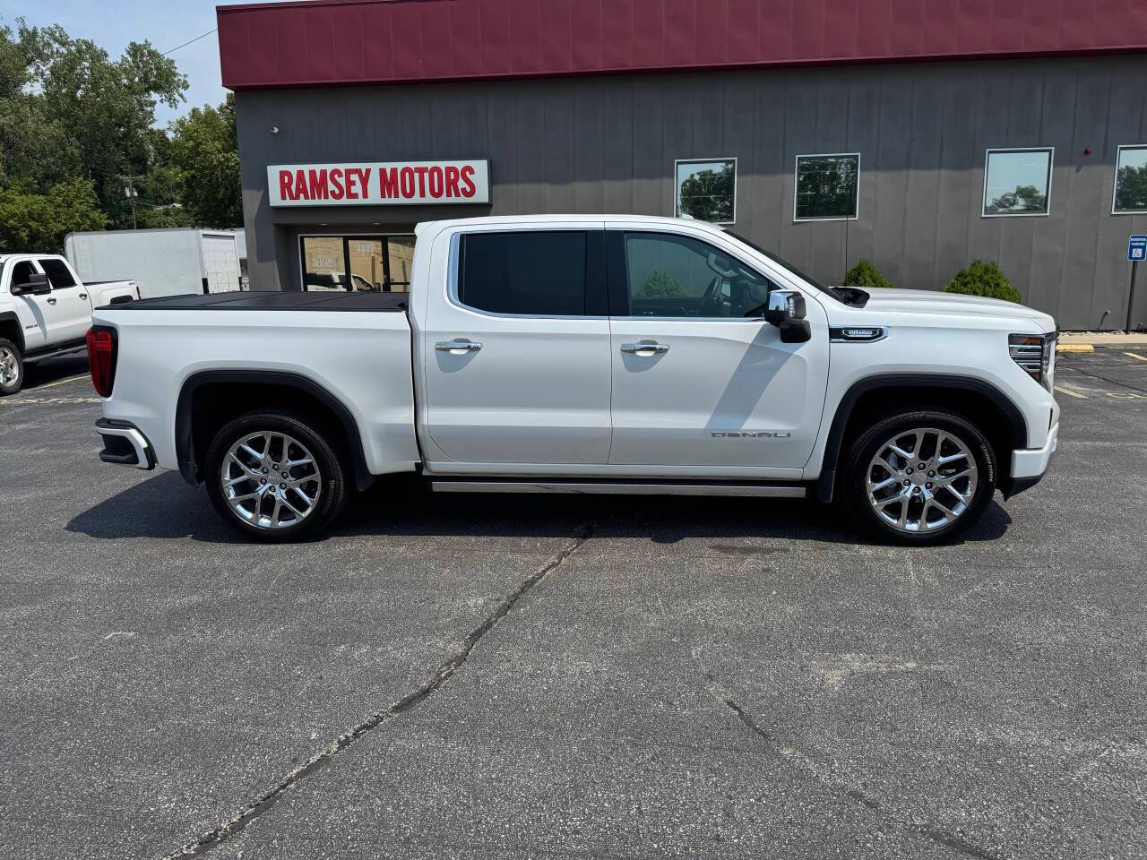 2023 GMC Sierra 1500
