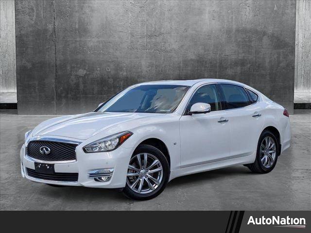2015 Infiniti Q70