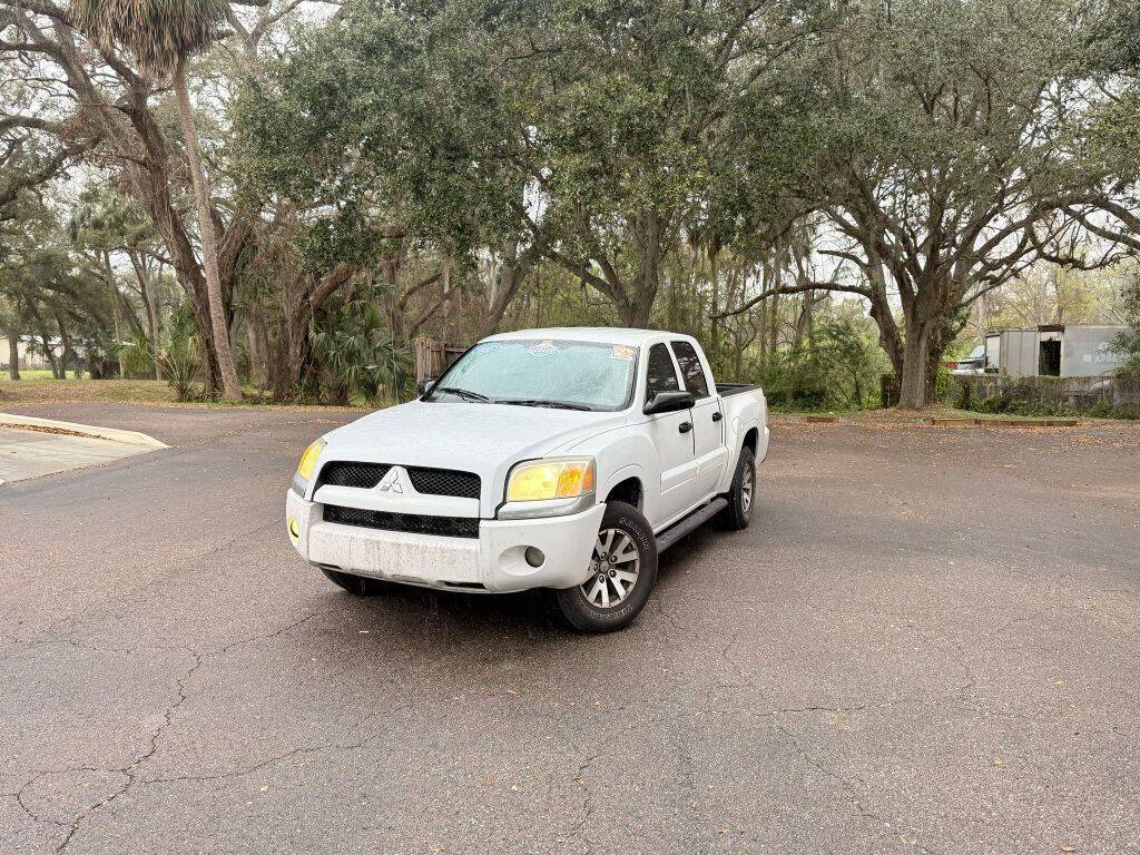 2008 Mitsubishi Raider