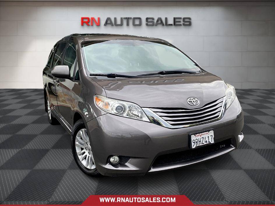 2015 Toyota Sienna