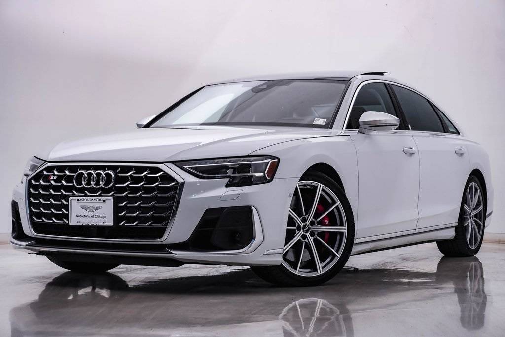 2022 Audi S8