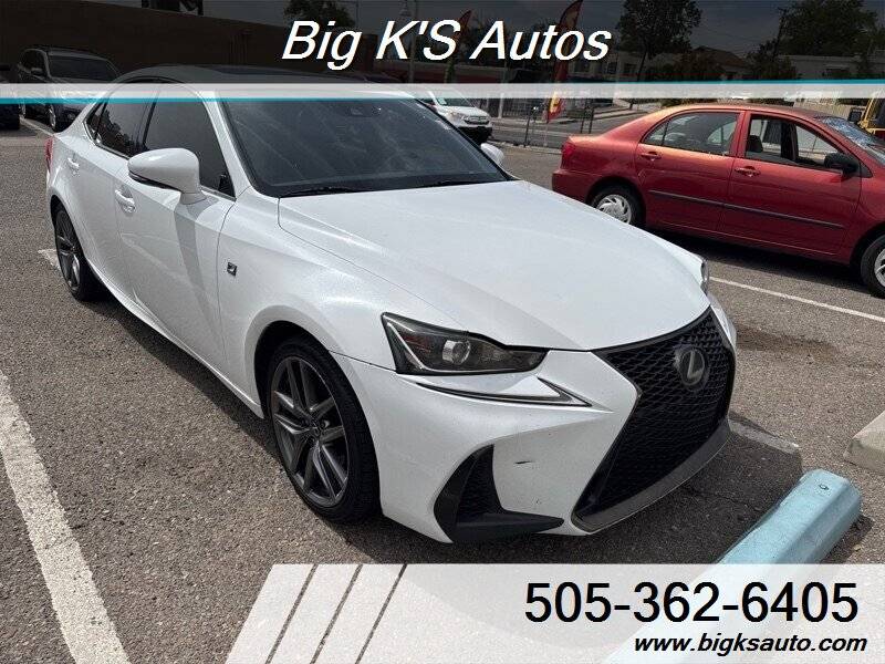 2017 Lexus IS