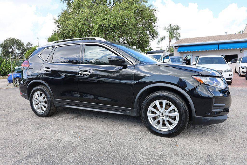 2020 Nissan Rogue