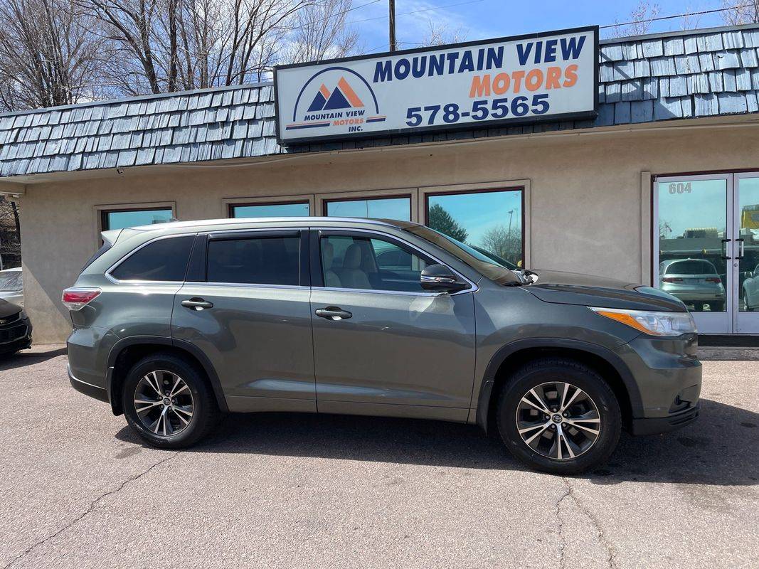 2016 Toyota Highlander