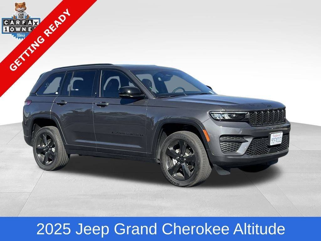 2025 Jeep Grand Cherokee