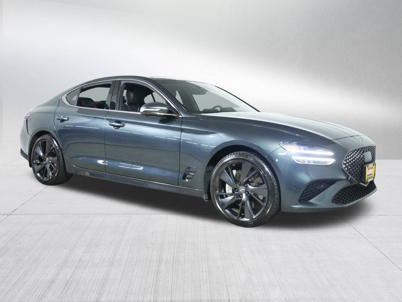 2023 Genesis G70