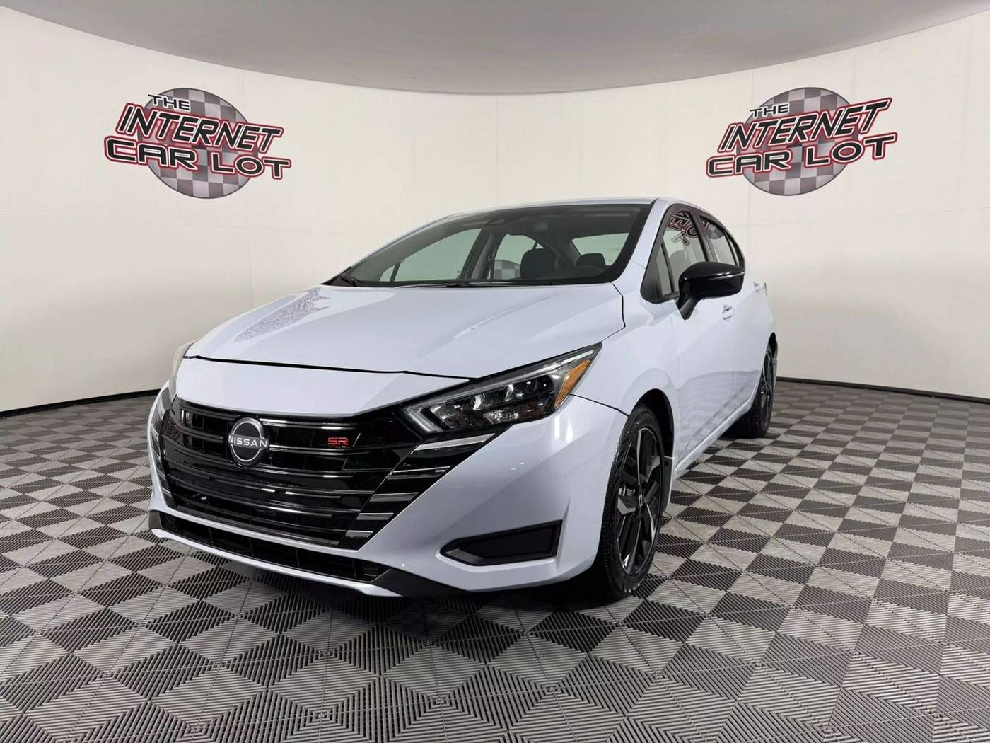 2025 Nissan Versa