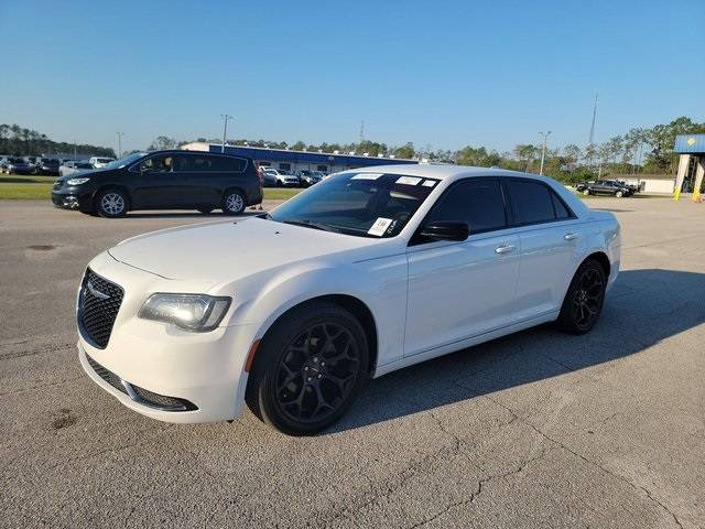 2019 Chrysler 300