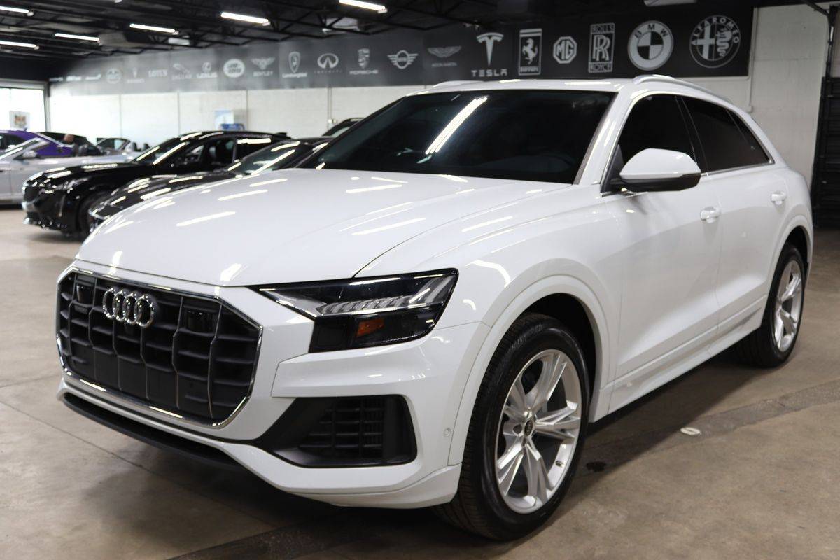 2023 Audi Q8