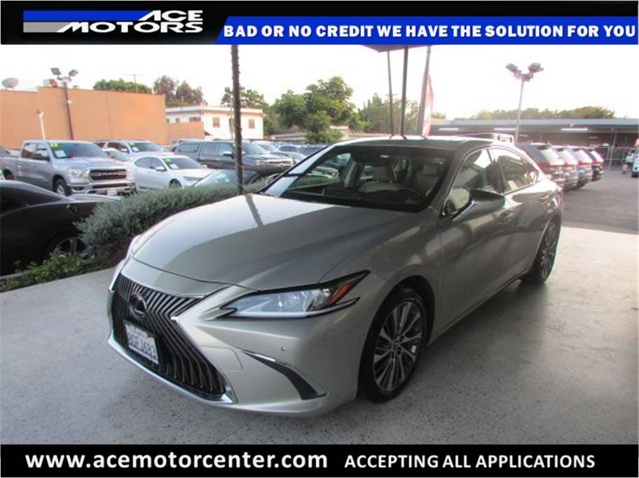 2019 Lexus ES