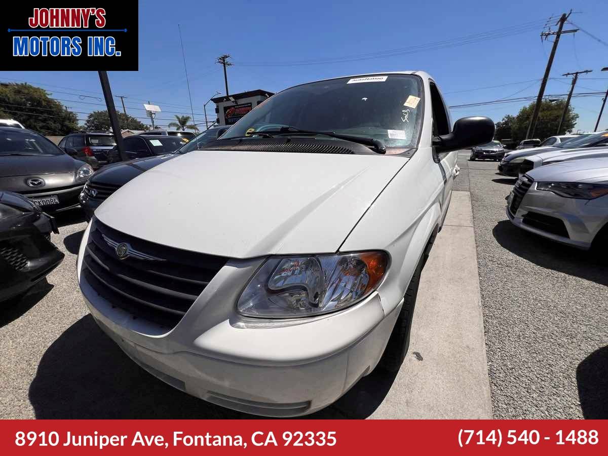 2005 Chrysler Town & Country