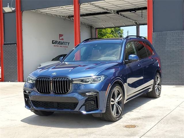 2022 BMW X7