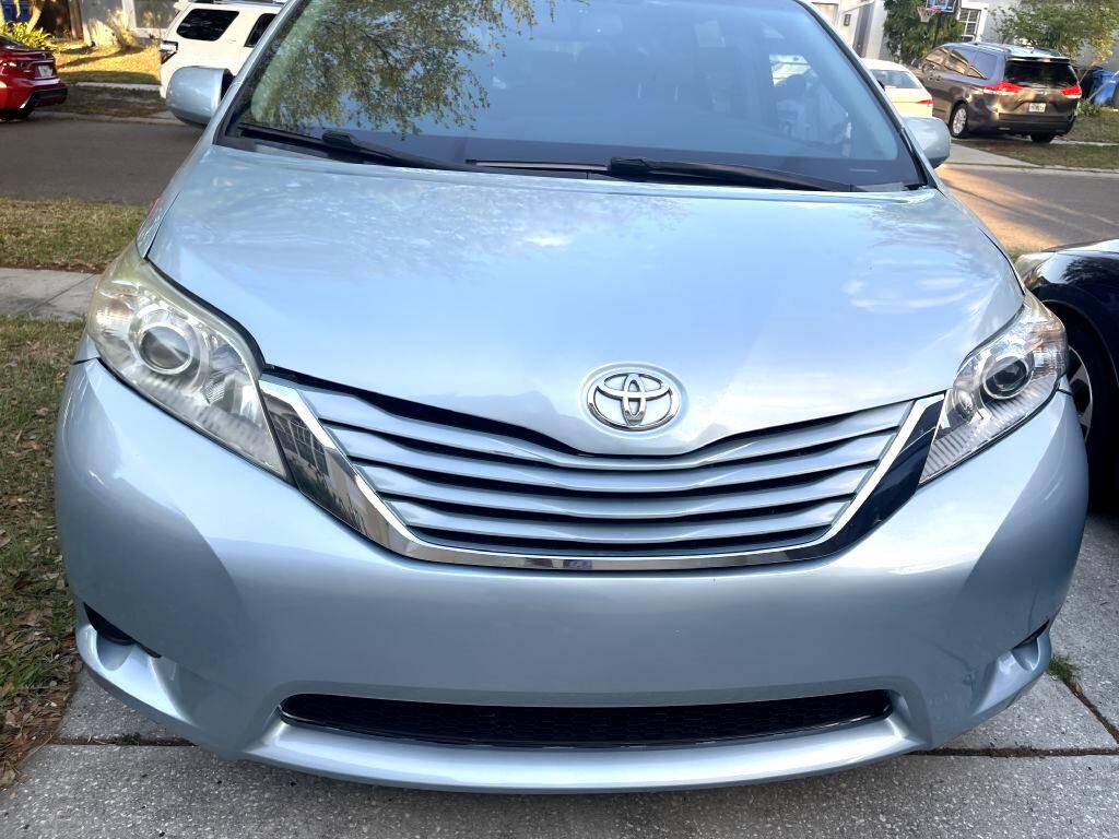2015 Toyota Sienna