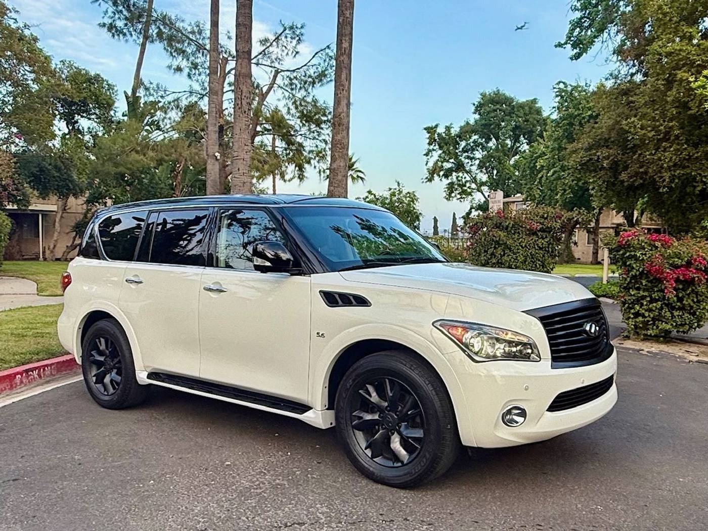 2014 Infiniti QX80