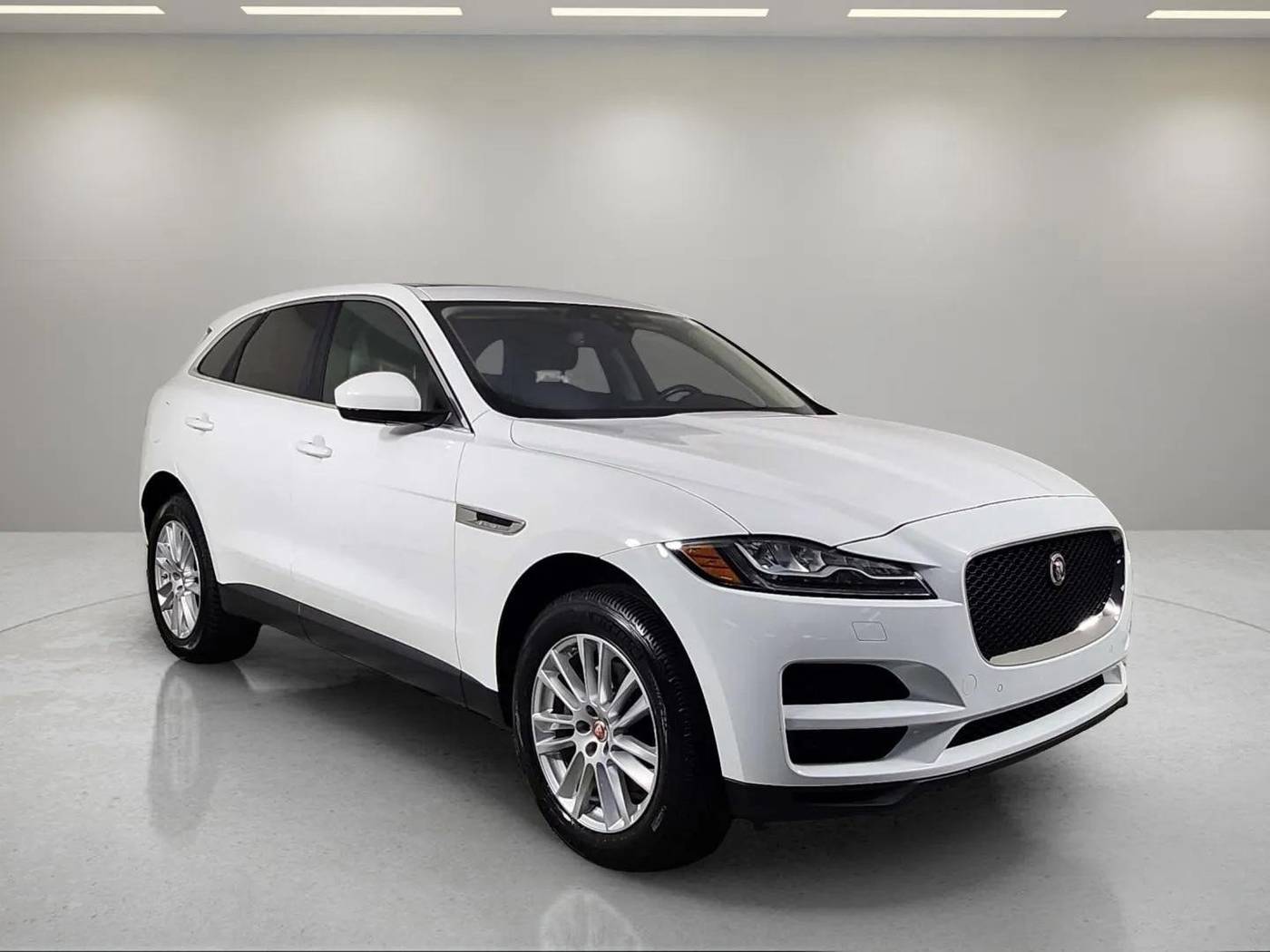 2017 Jaguar F-pace