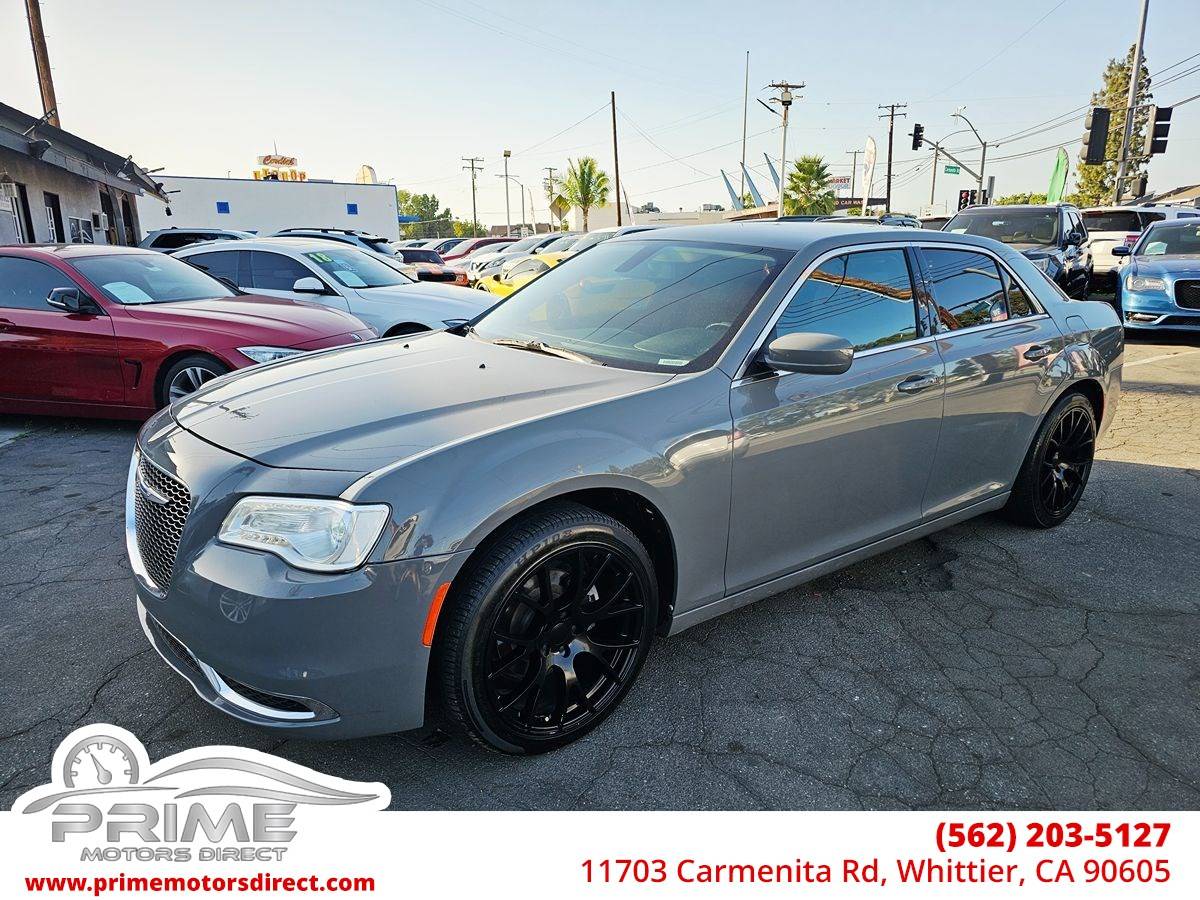 2018 Chrysler 300