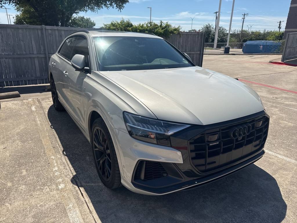 2023 Audi Q8