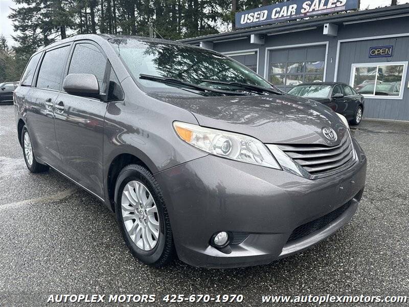 2011 Toyota Sienna