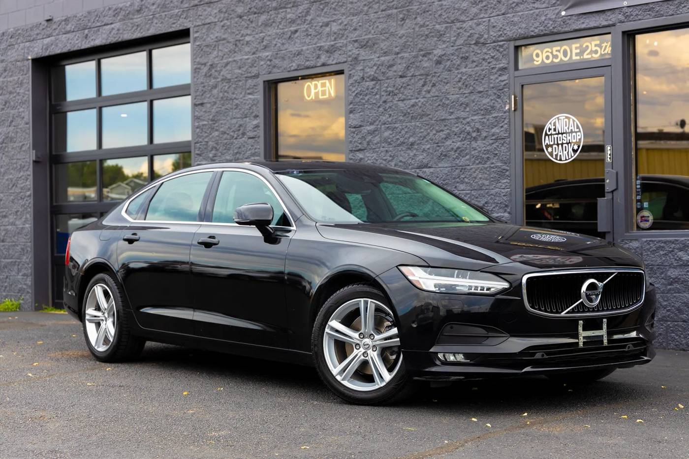 2018 Volvo S90