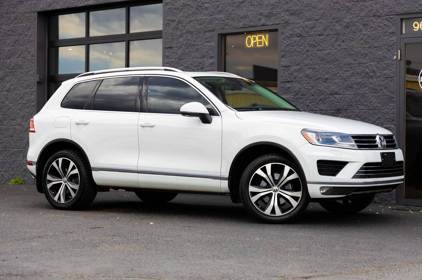 2016 Volkswagen Touareg