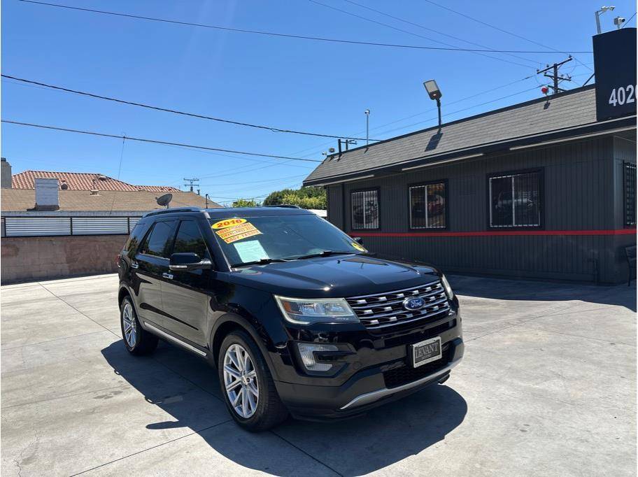 2016 Ford Explorer
