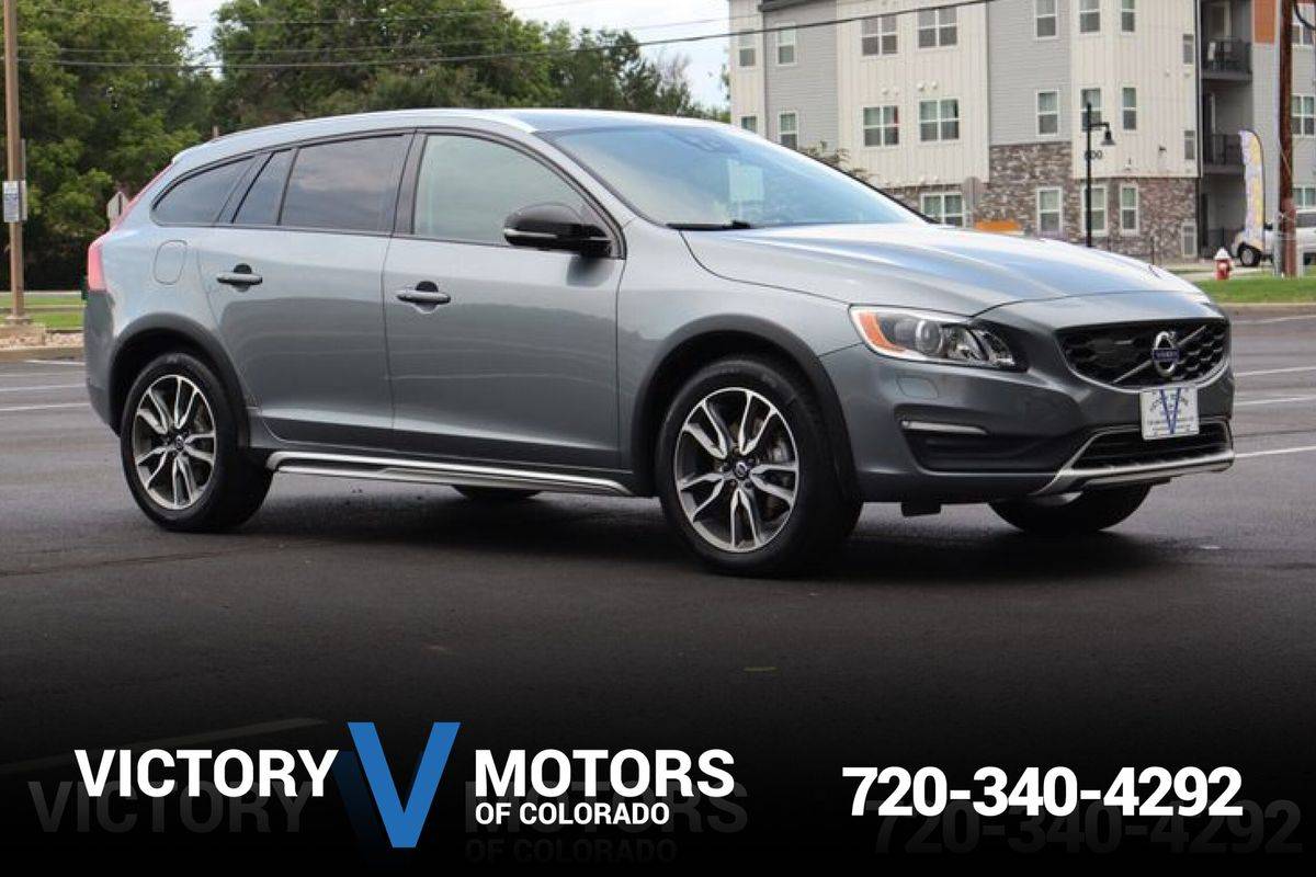 2017 Volvo V60 Cross Country