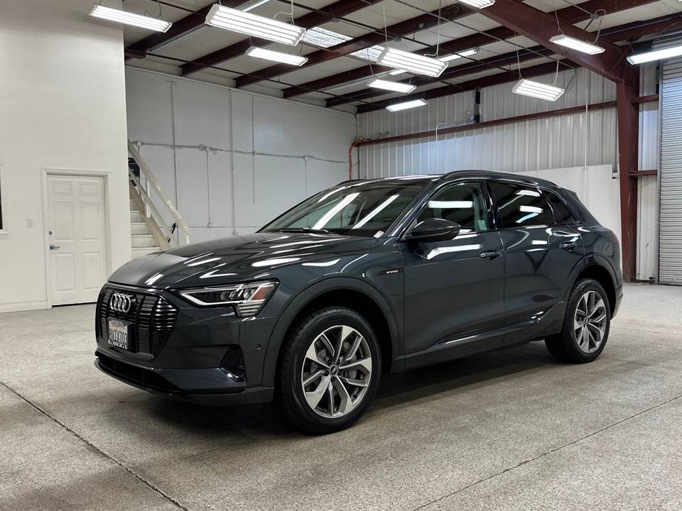 2021 Audi E-tron