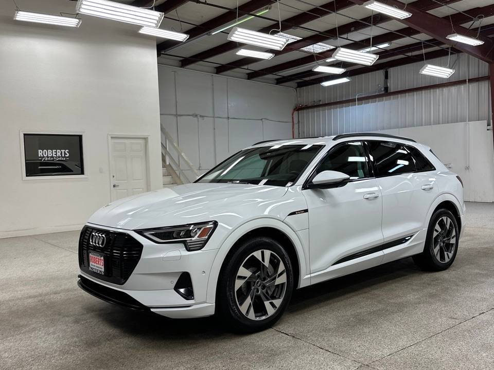 2022 Audi E-tron