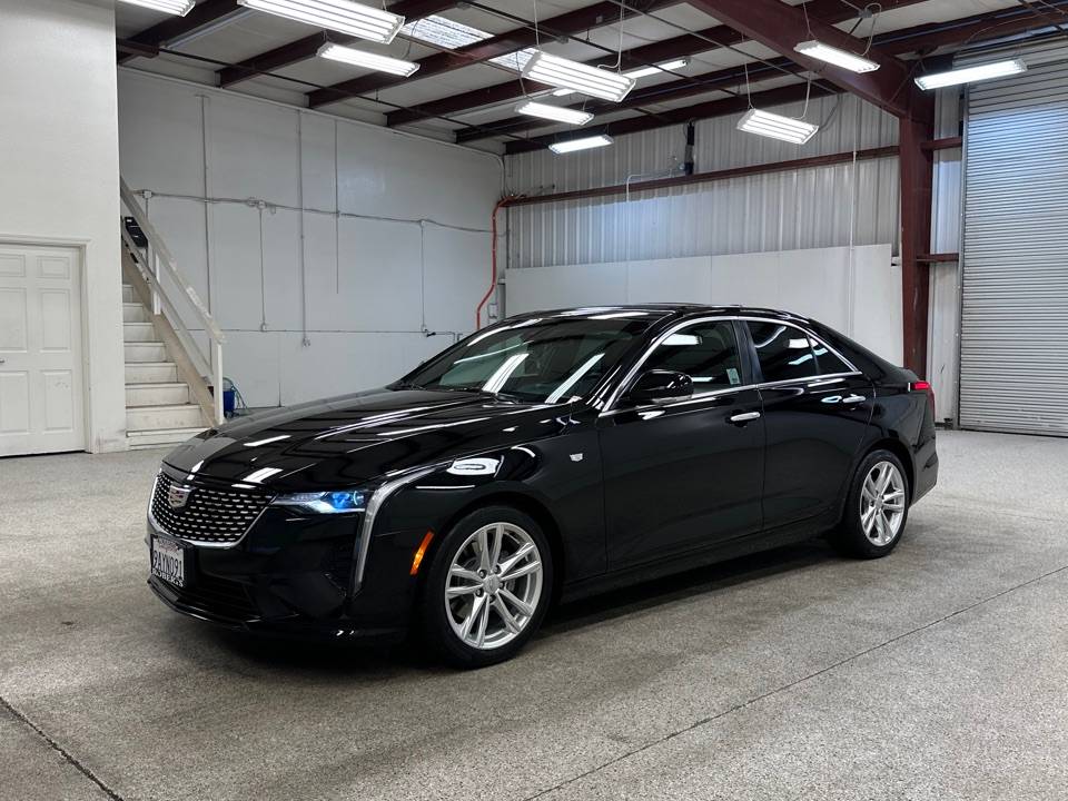 2022 Cadillac CT4