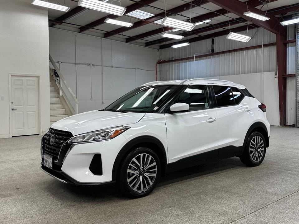 2023 Nissan Kicks
