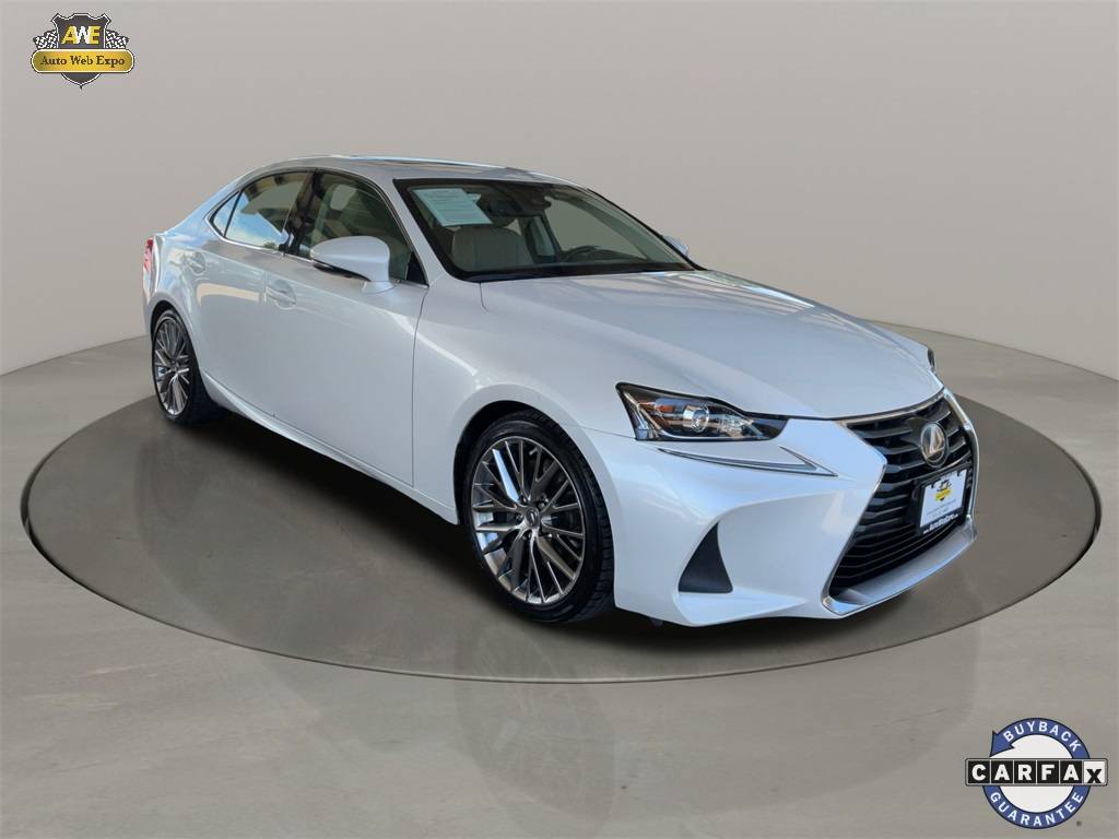 2017 Lexus IS