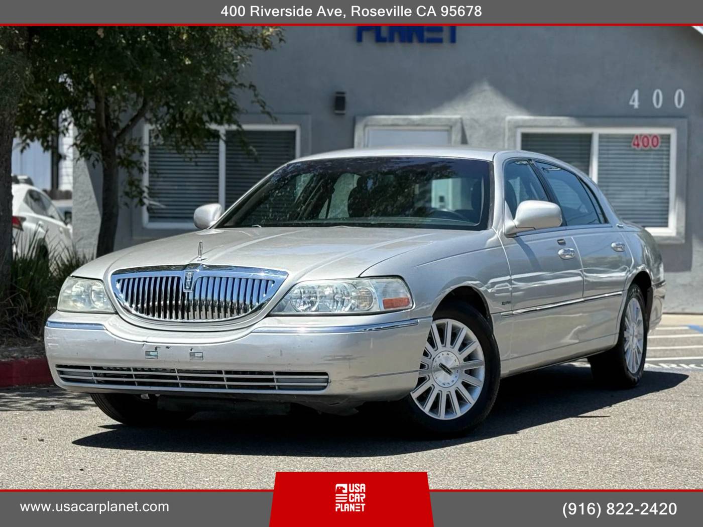 2004 Lincoln Town Car
