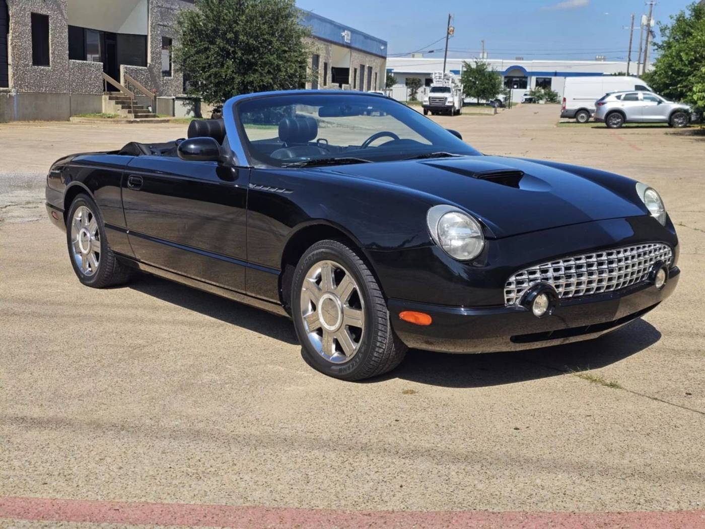 2004 Ford Thunderbird