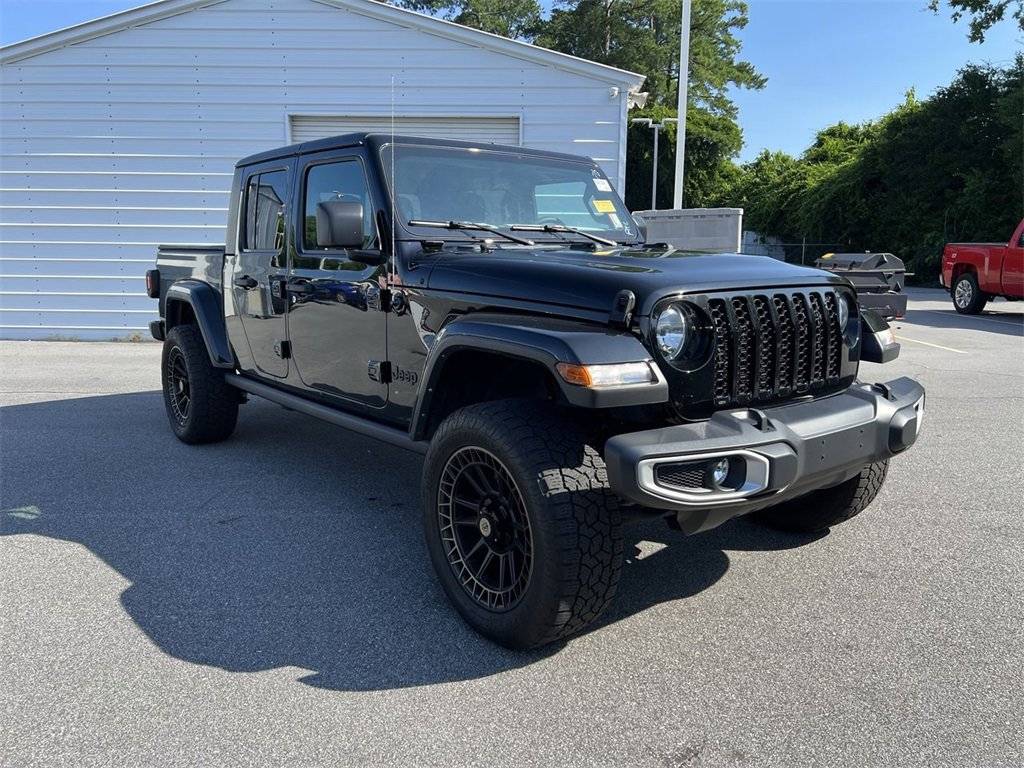 2023 Jeep Gladiator