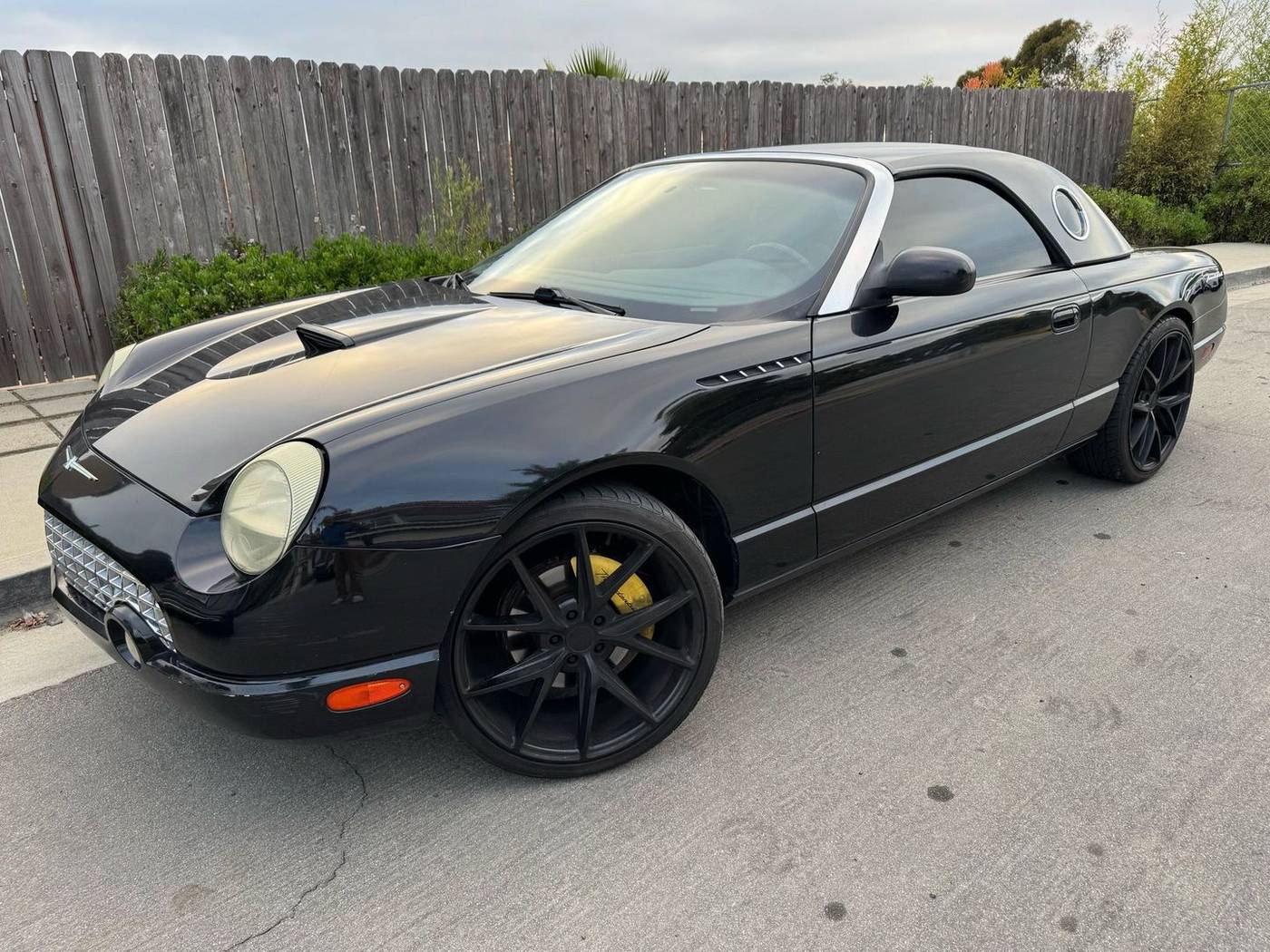 2002 Ford Thunderbird
