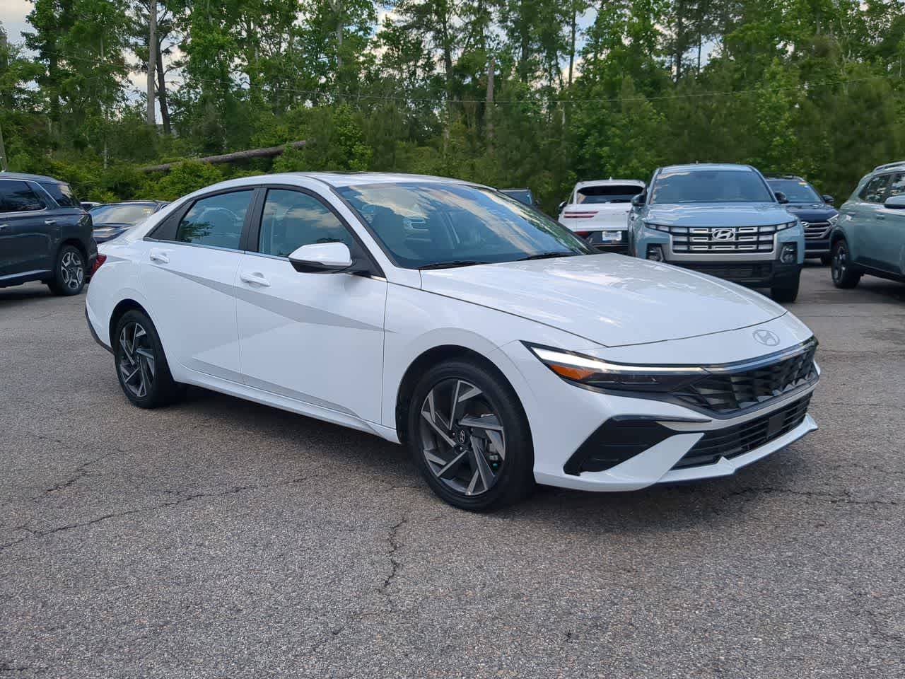 2025 Hyundai Elantra Hybrid