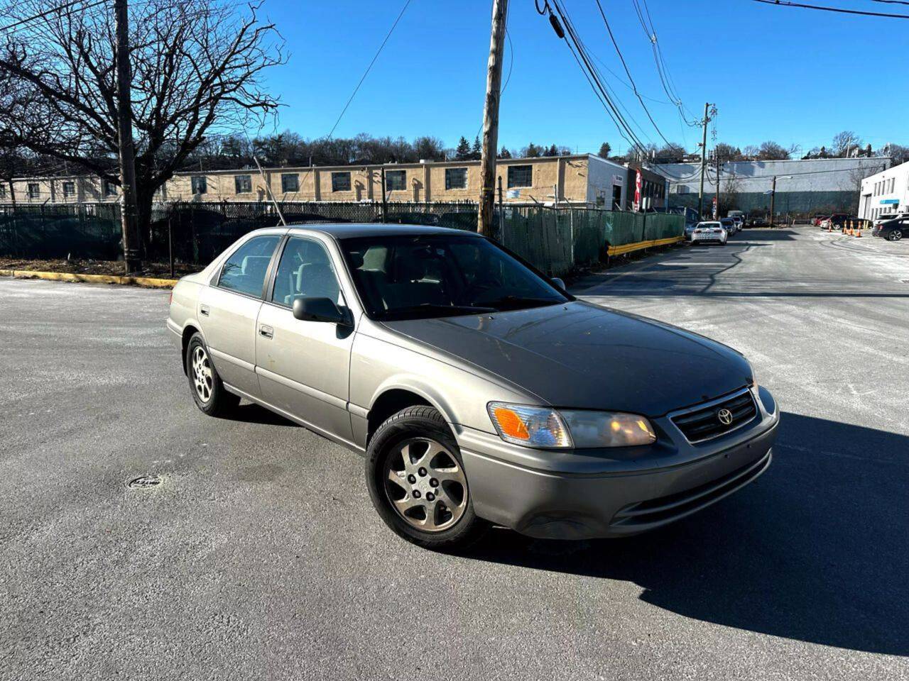 2000 Toyota Camry
