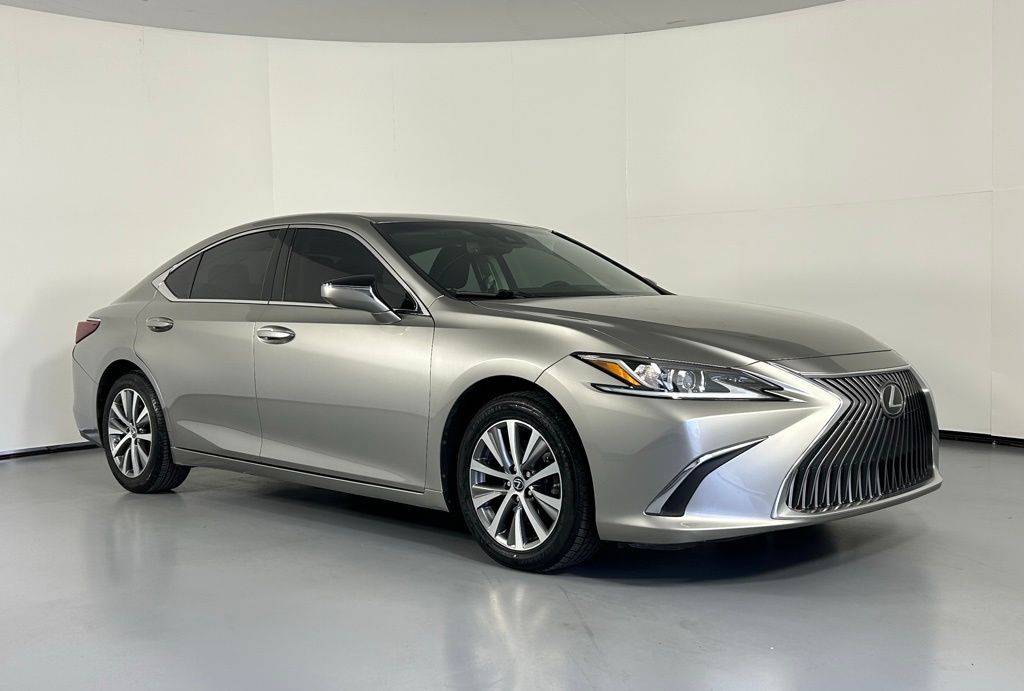2020 Lexus ES