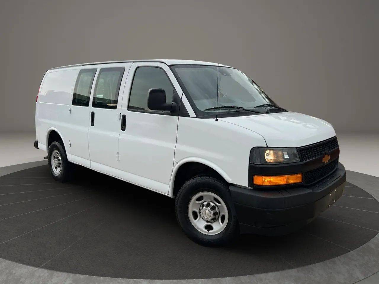 2021 Chevrolet Express Cargo Van
